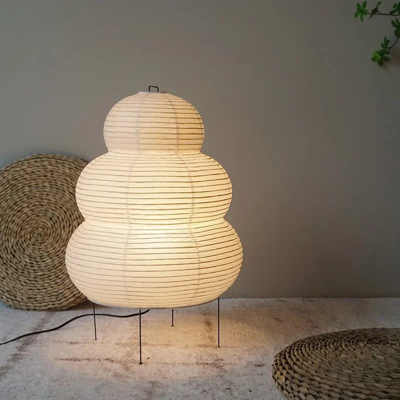 Lampe de table Akari Noguchi Y - Desk Setup Japan avis et prix