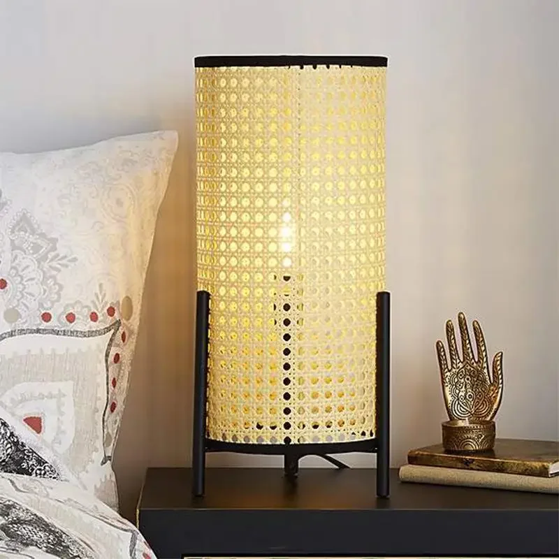 Lampe de table en rotin de sty - Desk Setup Japan avis et prix